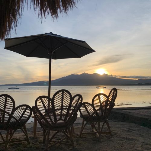 sunrise cafe gili air